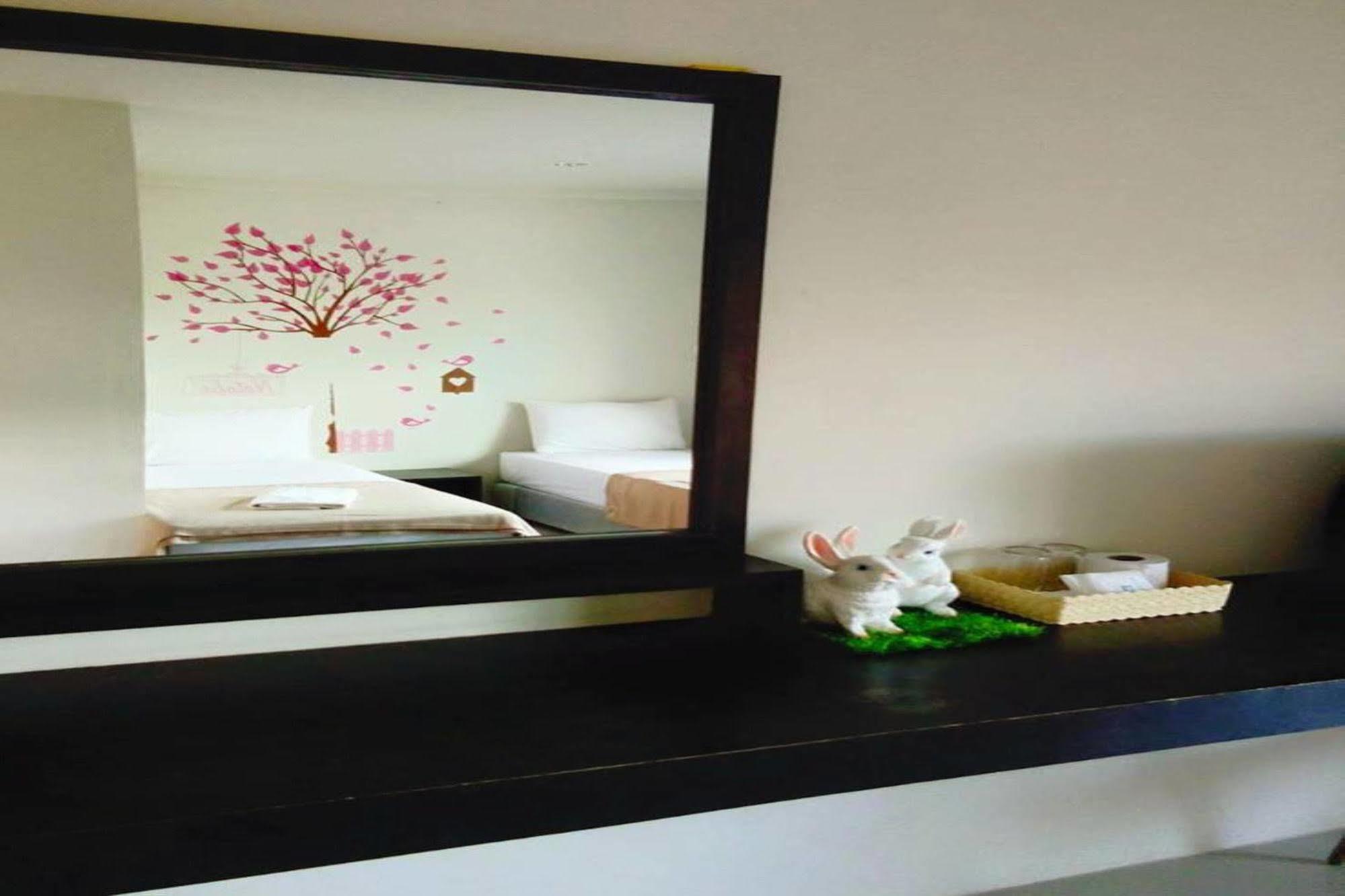 Thung Song Cozy Rabbit Hotel מראה חיצוני תמונה